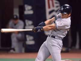 Yankees' Matsui hits an RBI double against Twins